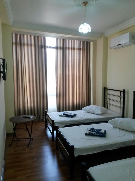 George Dom Hotel Batumi Phòng bức ảnh